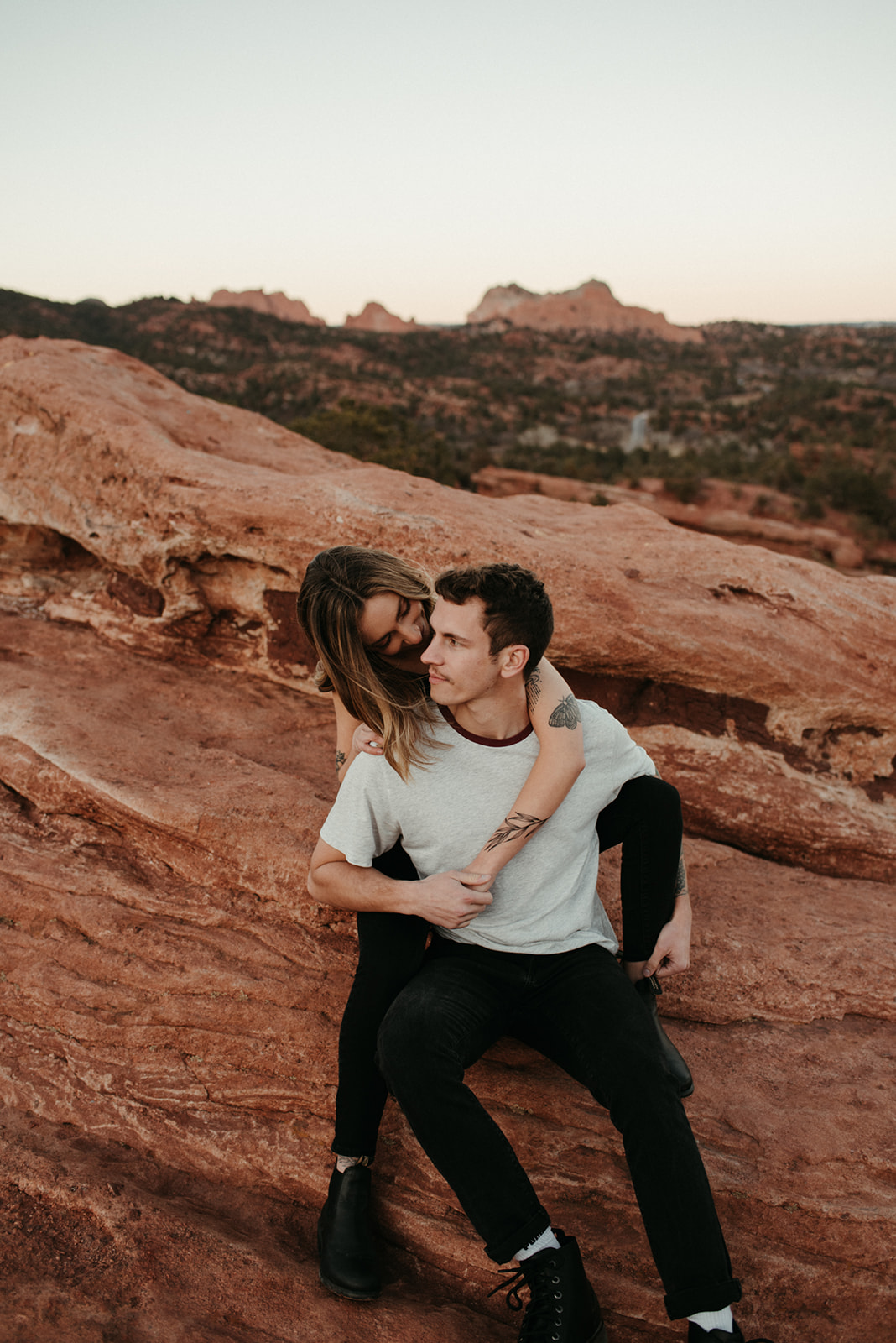 Garden of the Gods engagement photos