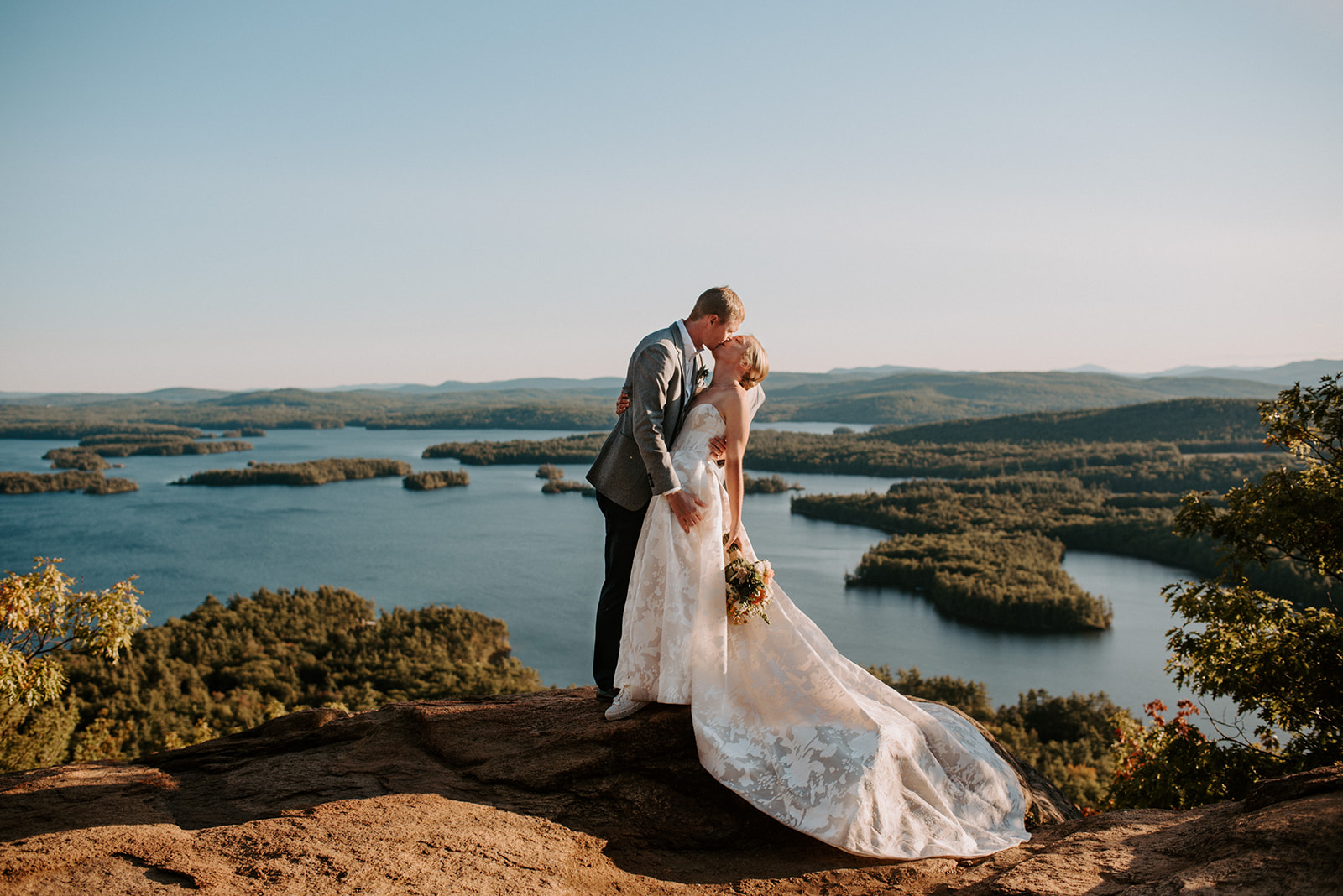 Rattlesnake Mountain Wedding | Piper & Reed