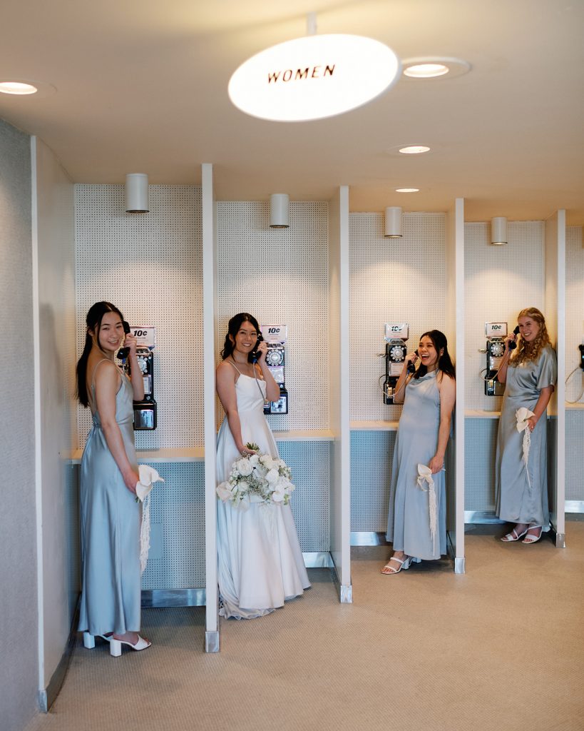 modern New York wedding at the TWA Hotel