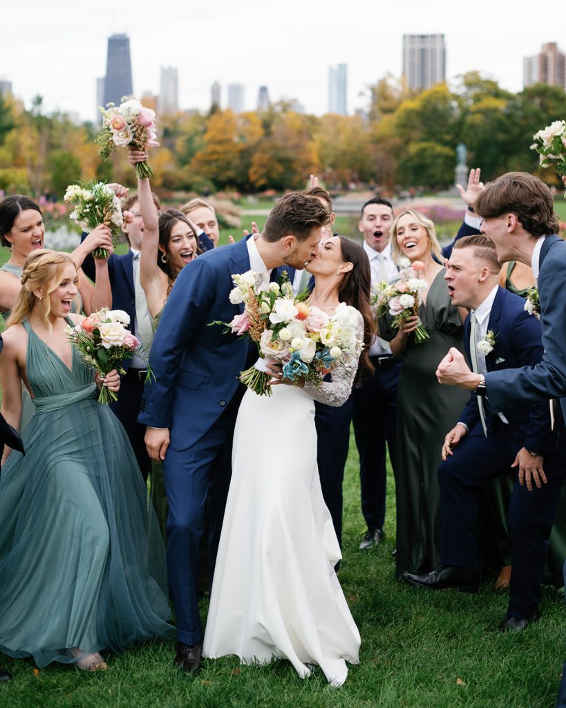 Dreamy Chicago Wedding in the Fall