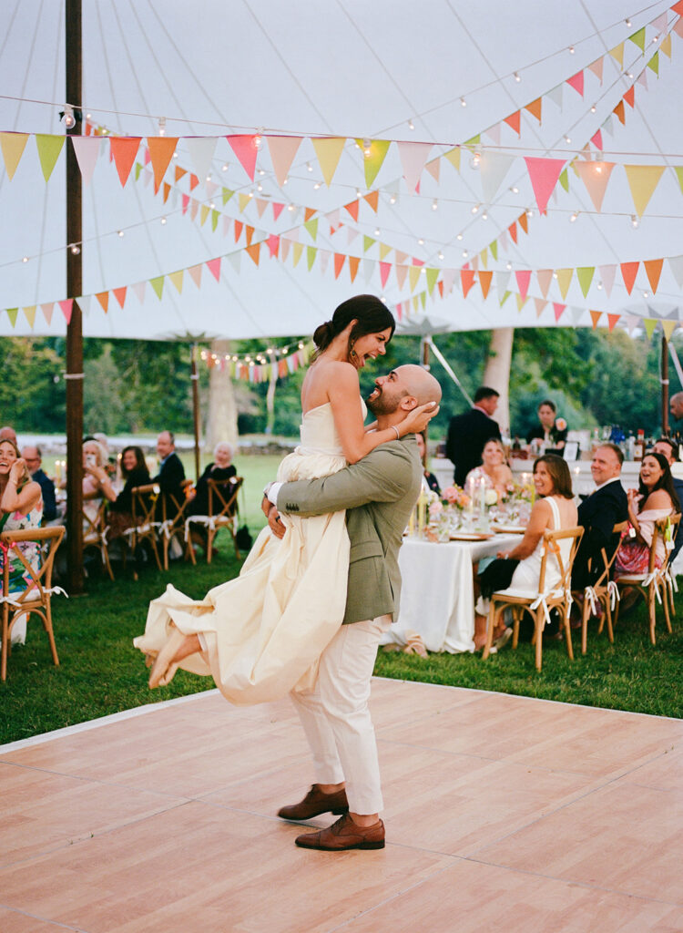 colorful summer wedding at Chesterwood