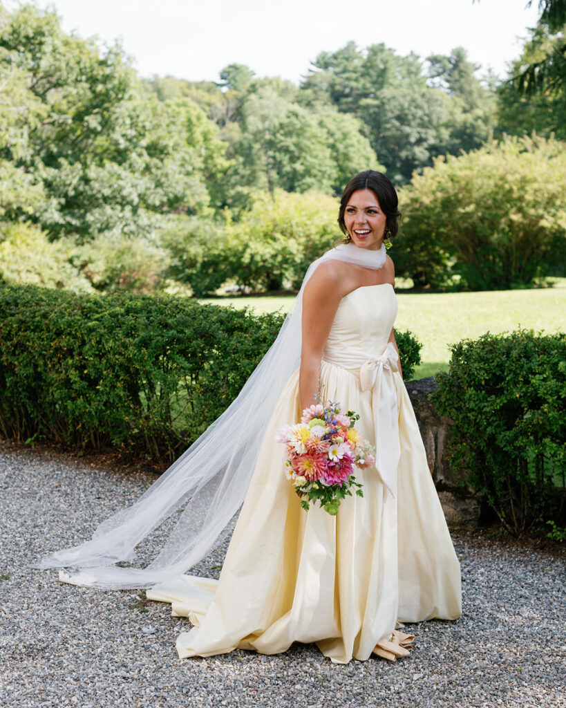 colorful summer wedding at Chesterwood