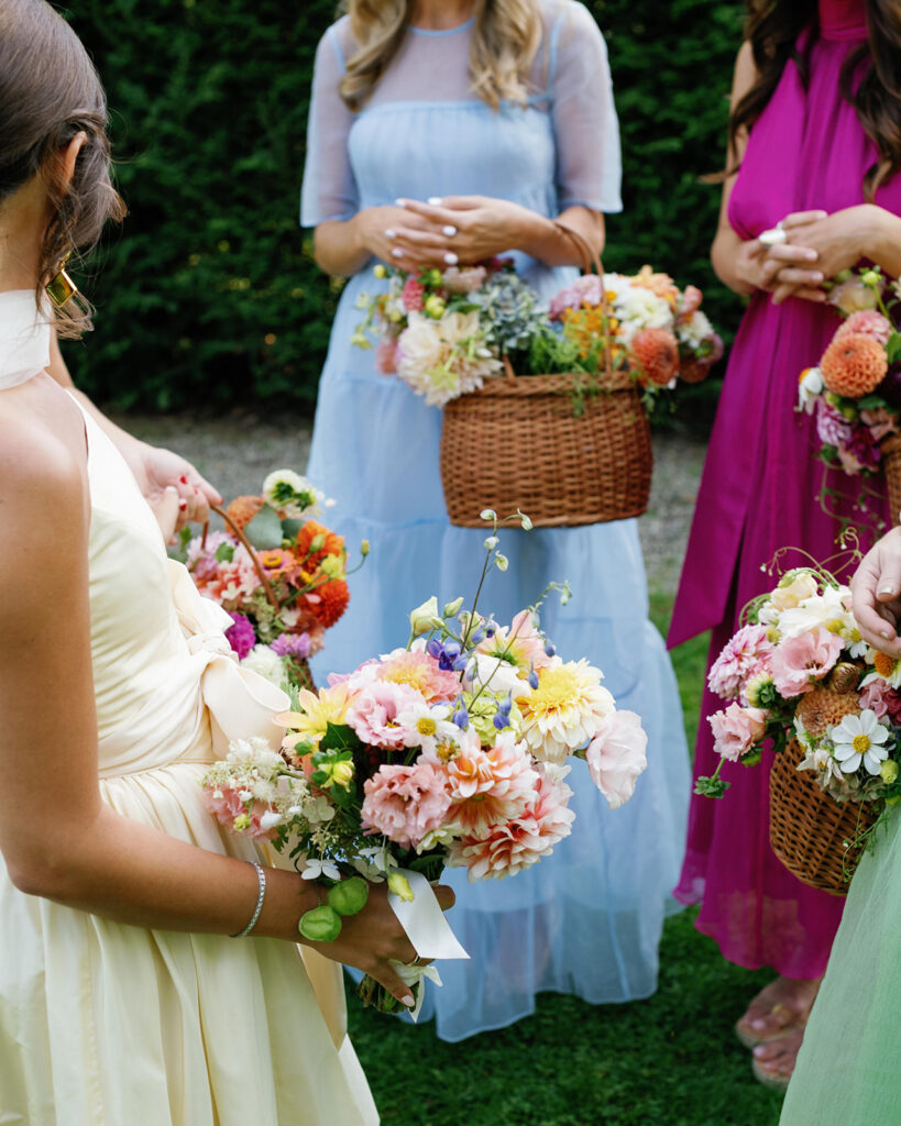 colorful summer wedding at Chesterwood