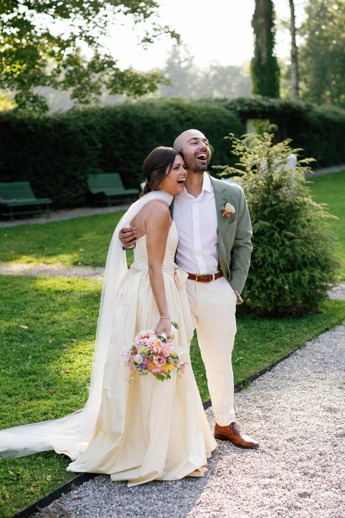 colorful summer wedding at Chesterwood