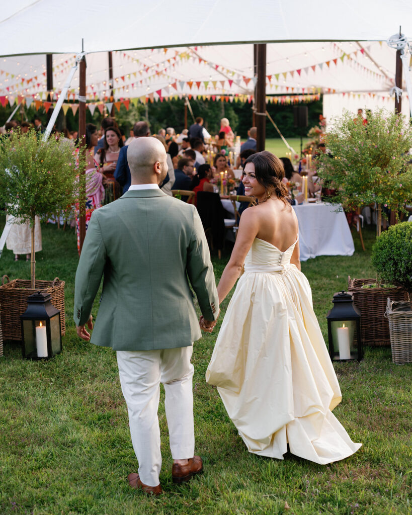 colorful summer wedding at Chesterwood